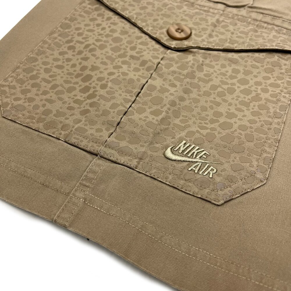 Nike Air Vintage Animal Print Cargo Chino Khaki Shorts Mens 32